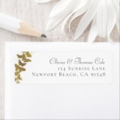 Étiquette Classic Elegant Papillons Mariage Adresse de retou (En situation)