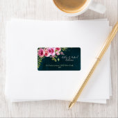 Étiquette Classic Emerald Vert Floral Dark Moody Mariage (En situation)