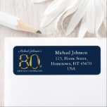 Étiquette Classic Navy Blue 80th Birthday Solid Gold Text<br><div class="desc">Classic Navy Blue 80th Birthday Solid Gold étiquette texte. Conception simple mais classe de thème d'anniversaire avec l'année de naissance jalon dans l'effet de texte en or solide! Design élégant pour tout genre, homme ou femme. C'est certainement une façon solide de célébrer votre anniversaire ! Consultez la collection pour coordonner...</div>