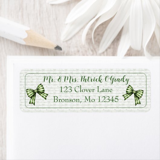 Étiquette Clover & Bow St. Patrick’s Day  (En situation)