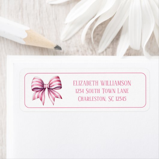 Étiquette Coastal Pink and White Watercolor Bow Personalized (En situation)