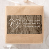 Étiquette Coeur avec initiales bois grain mariage rustique (En situation)