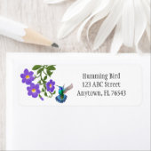 Étiquette Colibri tropical sur Thunbergia Flowers L (En situation)
