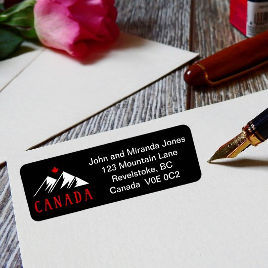 Étiquette Cool Canada Montagnes Feuille d'érable canadienne
