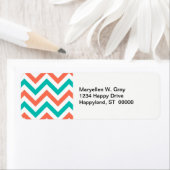 Étiquette Coral, Teal, White Large Chevron Zig Zag (En situation)