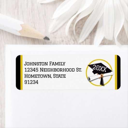 Étiquette Couleurs de l'école Noir et or Graduation (En situation)