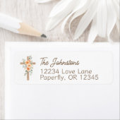 Étiquette Croix de la foi chrétienne avec fleurs orange (En situation)