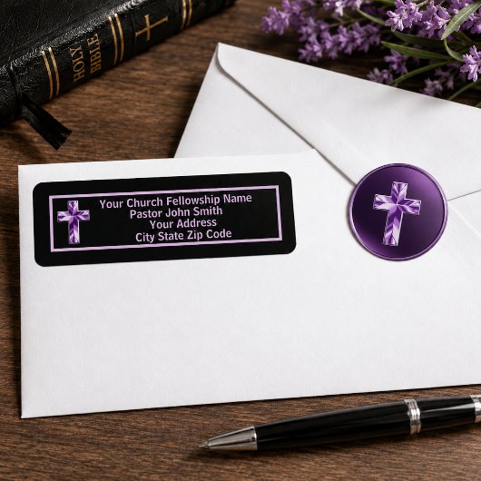 Étiquette Croix d'église violette noire moderne pour pasteur