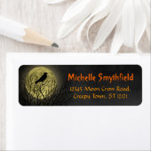 Étiquette Crow d'Halloween sur arbre avec lune (En situation)