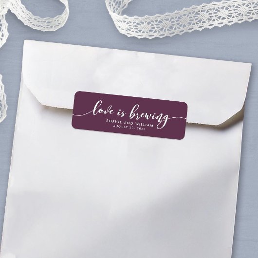 Étiquette Custom Color Relax Script Love is Brewing Wedding