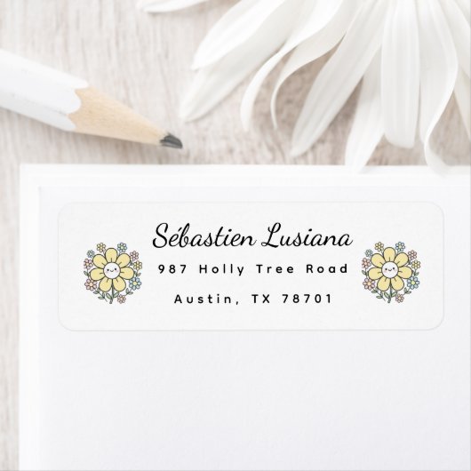 Étiquette Cute Daisy Return Address Label (En situation)