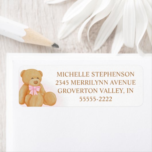 Étiquette Cute Girl Teddy Bear Pink Bow Label (En situation)