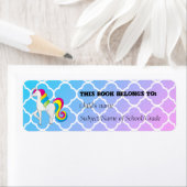 Étiquette Cute Unicorn bleu et rose Quatrefoil (En situation)