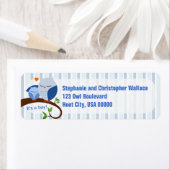 Étiquette D'Adresse De Retour Bleu Baby shower (En situation)