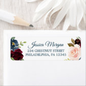 Étiquette d'adresse de retour Burgundy aérée (En situation)