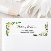 Étiquette d'adresse de retour de fleurs blanches (En situation)