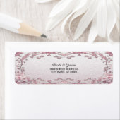 Étiquette d'adresse de retour de fleurs roses uniq (En situation)