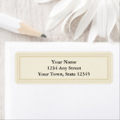 Étiquette d'adresse de retour personnalisée Cream  (En situation)