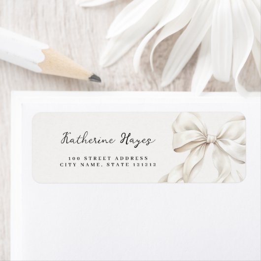 Étiquette d'adresse de retour pour mariage avec un (En situation)