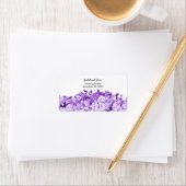 Étiquette d'adresse florale violette passionnée (En situation)