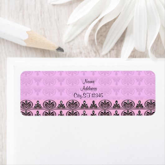 Étiquette Damas rose (En situation)