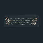 Étiquette Dark Green Gilded Floral Christmas Retour Adresse<br><div class="desc">Célébrez la saison avec notre superbe design de vacances avec une couronne festive ornée de verdure luxuriante, parfait pour ajouter une touche d'élégance naturelle à votre décor. Ce design magnifiquement conçu capte l'essence des vacances avec ses couleurs riches et vibrantes et ses détails complexes, ce qui en fait l'idéal pour...</div>