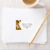 Étiquette de adresse de fleurs d'or (En situation)