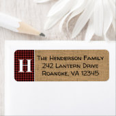 Étiquette de adresse de monogramme rouge, noir de  (En situation)