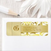Étiquette de adresse Mariage Gold Damask Monogram  (En situation)