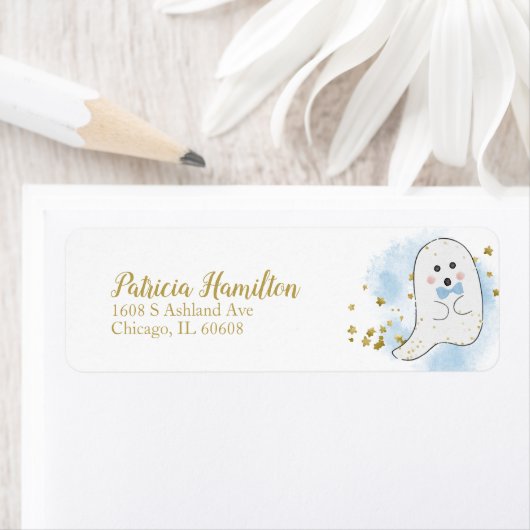 Étiquette de Baby Shower Halloween pour Bébé Fantô (En situation)