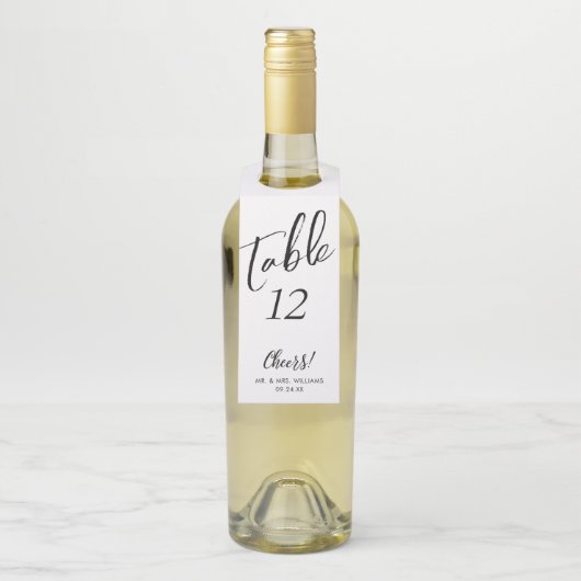 Étiquette de bouteille avec numéro de table et écr (Sur bouteille)