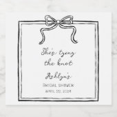 Étiquette de bouteille Black Hand Drawn She's Tyin (Étiquettes simples)