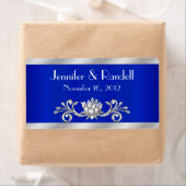 Étiquette de bouteilles de vin bleu et argent (En situation)