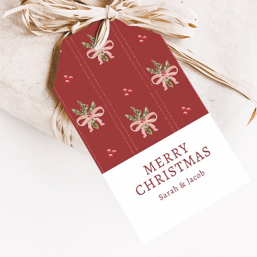 Étiquette de cadeau avec nœuds de Noël rustiques