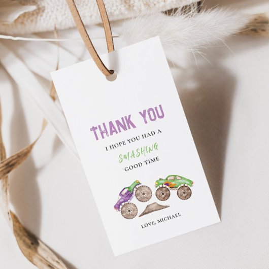 Étiquette de cadeau d'anniversaire de camions mons