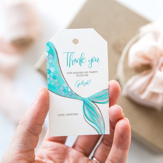 Étiquette de cadeau de fête à queue de sirène aigu