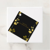 Étiquette de cadeau de mariage noir et or (En situation)