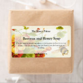 Étiquette de conditionnement de savon floral de mi (En situation)