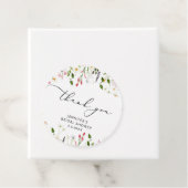 Étiquette de faveur de douche nuptiale de fleurs s (En situation)