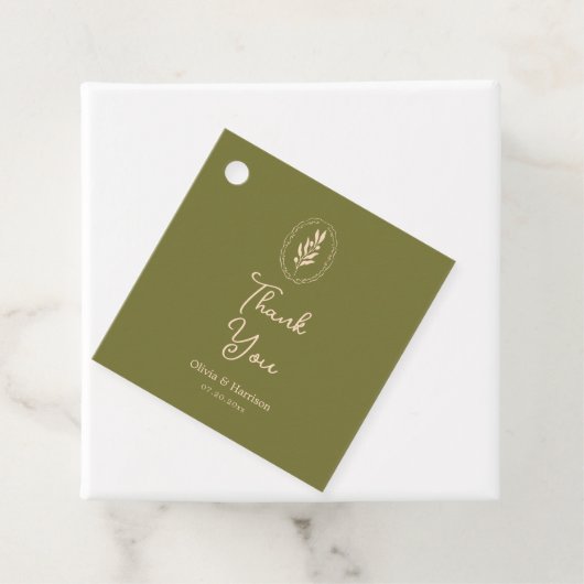 Étiquette de faveur de mariage vert olive toscan é (En situation)