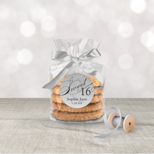 Étiquette de faveur de paillettes Glam argent pers