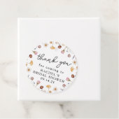 Étiquette de faveur florale de douche de mariée à  (En situation)