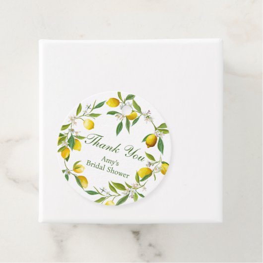 Étiquette de faveur ronde de Lemon Main Squeeze (En situation)