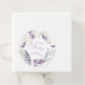 Étiquette de faveur ronde florale violette et lava (En situation)