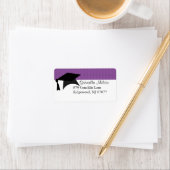 Étiquette de la casquette de graduation violette (En situation)