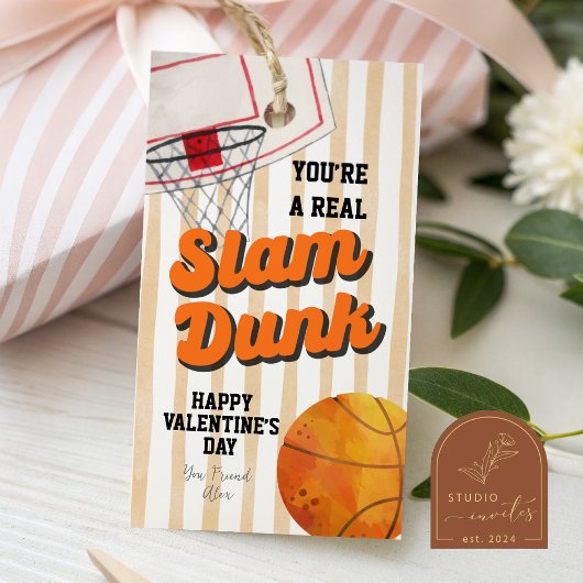 Étiquette de la Saint-Valentin rayures de basket-b