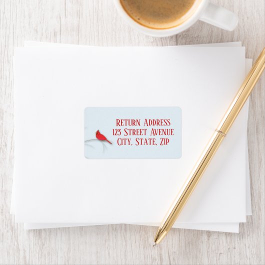 Étiquette de messagerie du Cardinal Rouge (En situation)