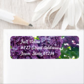 Étiquette de messagerie Lilacs violet (En situation)