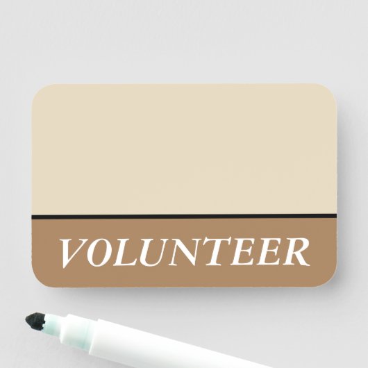 Étiquette de nom "VOLONTAIRE" sophistiquée et resp (En situation)