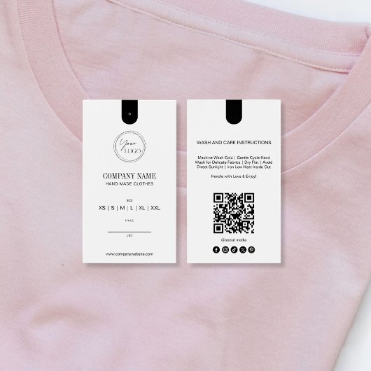 Étiquette de prix de vêtement avec code QR minimal